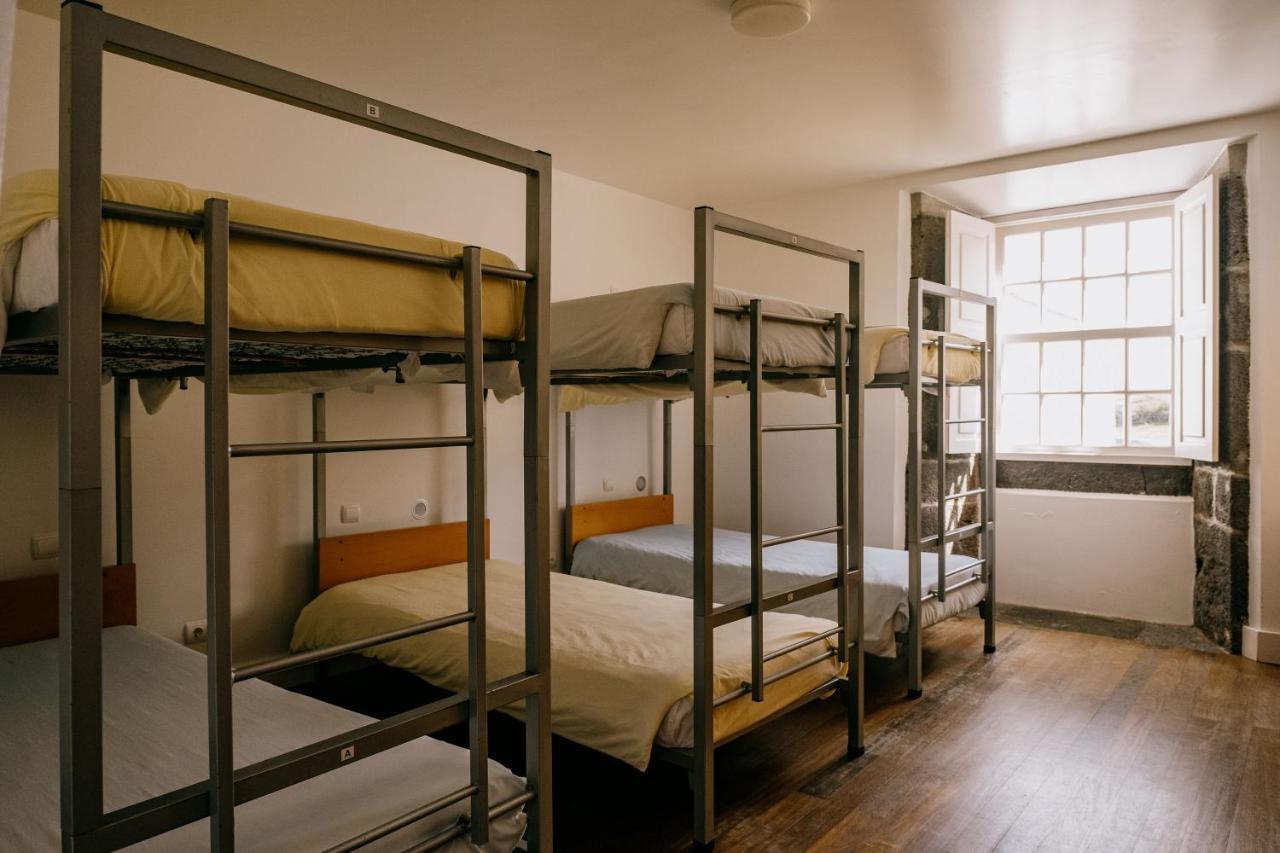 Azores Youth Hostels - Pico Сан-Роки-ду-Пику Экстерьер фото