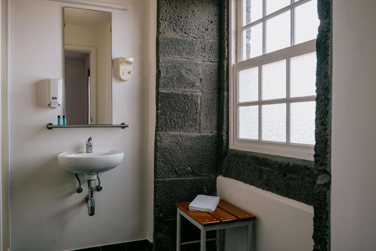 Azores Youth Hostels - Pico Сан-Роки-ду-Пику Экстерьер фото